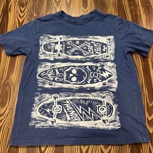 The Children’s Place skateboard Blue tee shirt